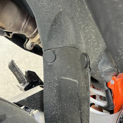 Nắp che ốc KTM 690 SMCR (screw cap/ Schraubenabdeckung)