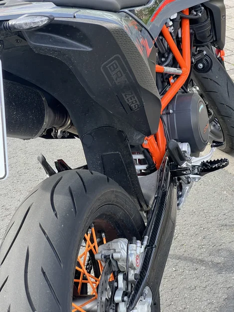 Nắp che ốc KTM 690 SMCR (screw cap/ Schraubenabdeckung) - Image 3