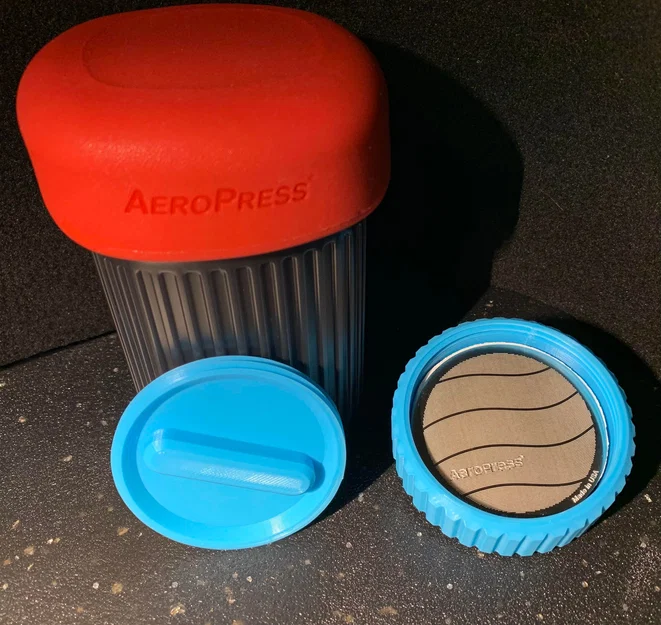 Hộp đựng filter Aeropress gọn sạch, bền chắc - Image 2