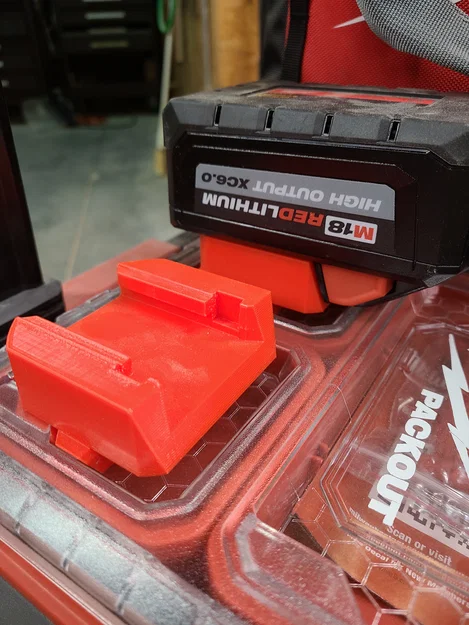 Ngàm Gắn Pin Milwaukee Packout M18 (Milwaukee Packout M18 Battery Holder) - Image 4