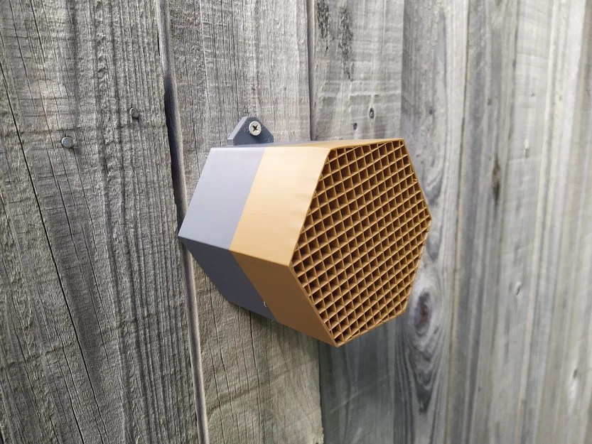 BEE HOTEL – Nhà cho ong treo cây (BEE HOTEL) - Image 2