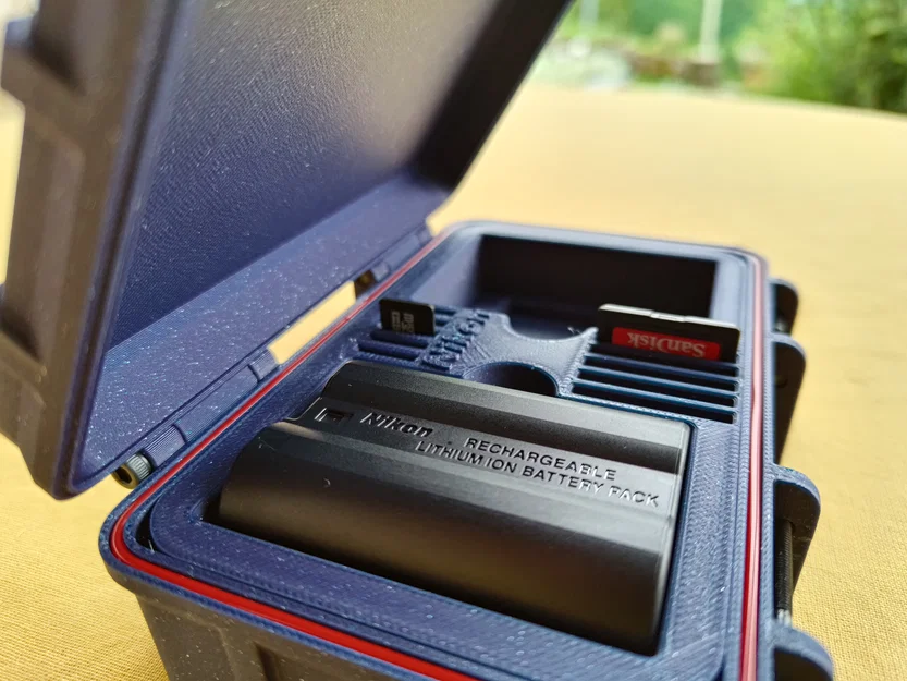 Khay insert hộp đựng pin Nikon và thẻ SD + CFexpress B - Image 1