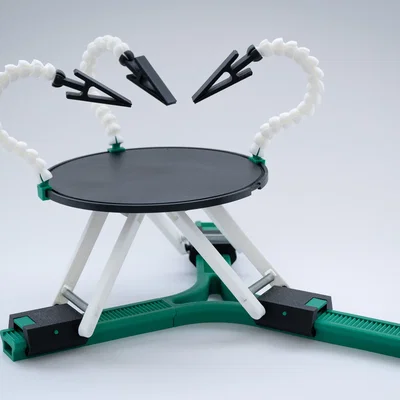Bàn Delta công thái học (Ergonomic Delta table)