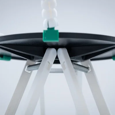 Bàn Delta công thái học (Ergonomic Delta table)