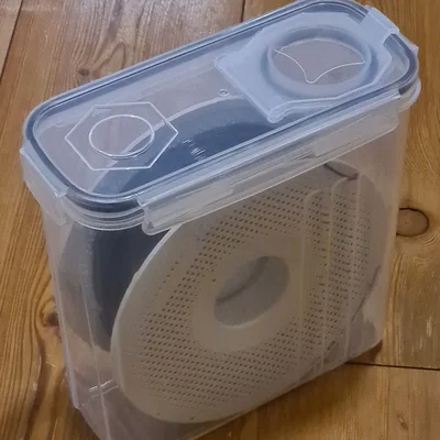 Ngàm treo hũ Amazon Cereal/Filament/Drybox 4L dưới kệ