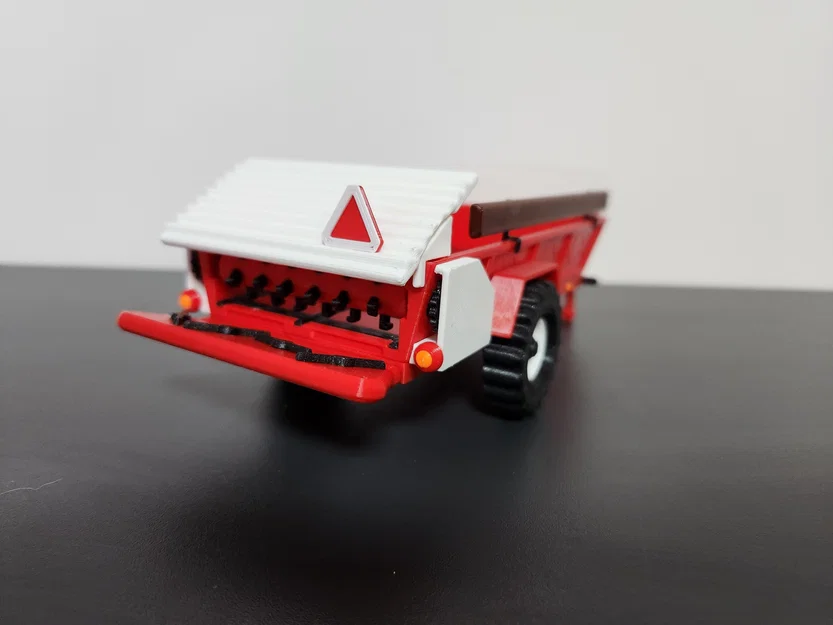 Mô hình xe rải phân bón RUR 5 in 3D chi tiết cho máy cày - Image 4