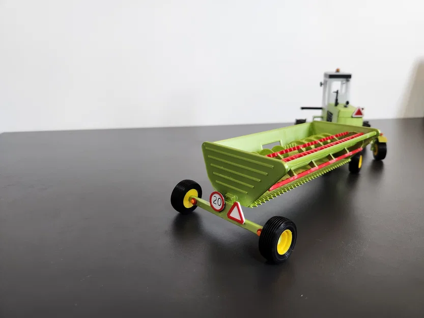 Mô hình máy nông nghiệp Fortschritt E 303 in 3D tỷ lệ 1:32 - Image 6