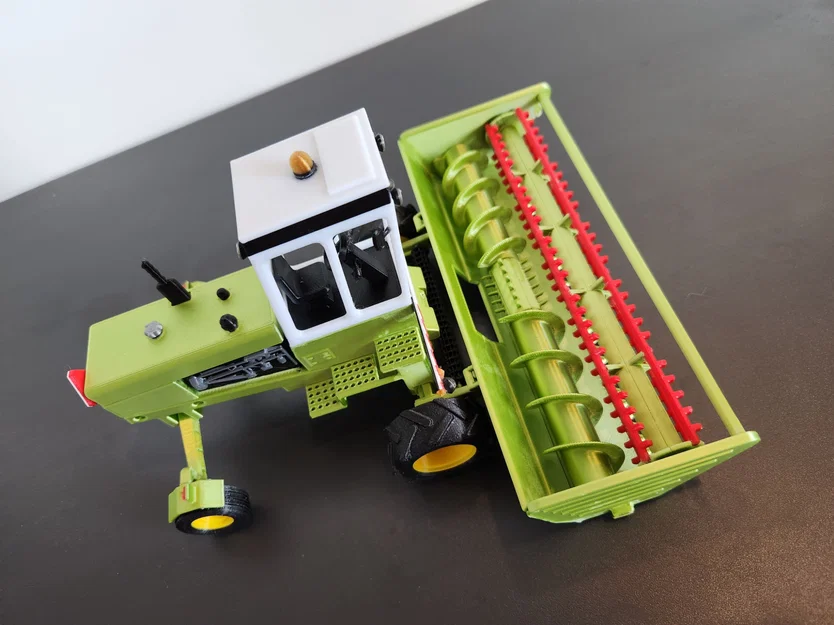 Mô hình máy nông nghiệp Fortschritt E 303 in 3D tỷ lệ 1:32 - Image 12