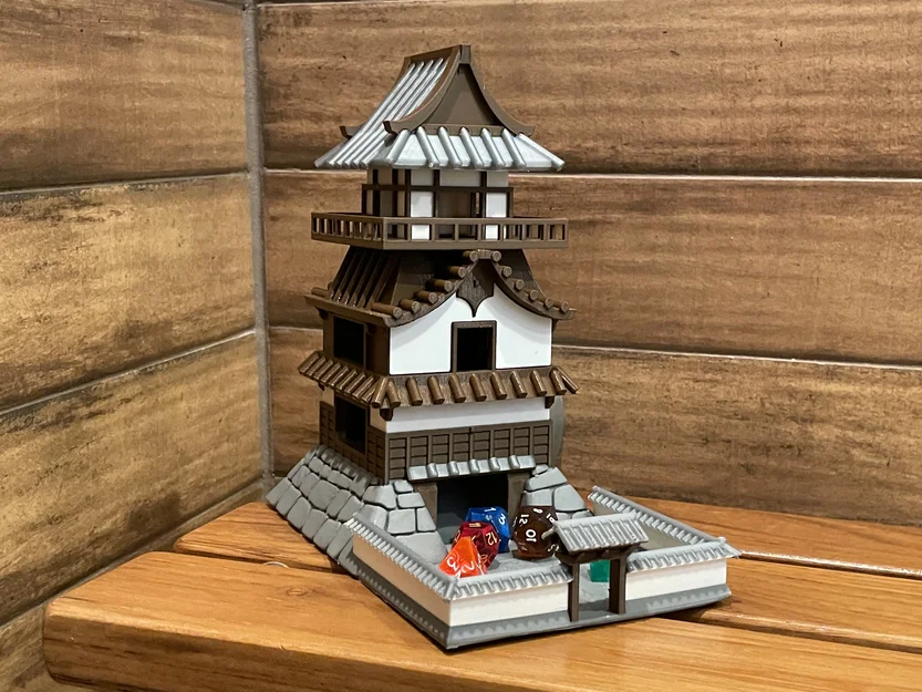Tháp Lăn Xúc Xắc Lâu Đài Nhật Bản (Japanese Castle Dicetower) - Image 1