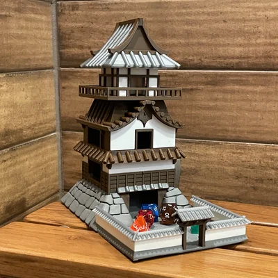 Tháp Lăn Xúc Xắc Lâu Đài Nhật Bản (Japanese Castle Dicetower)