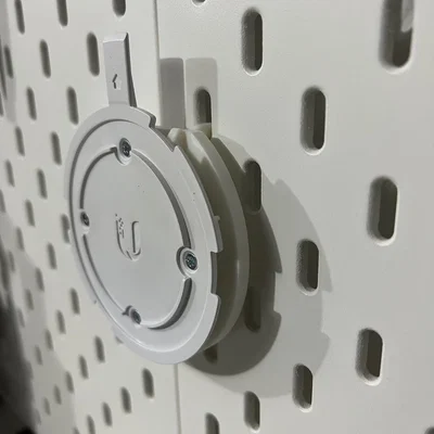 Plate gắn Skadis Universal cho Unifi UAP AC Lite (Mount Plate)
