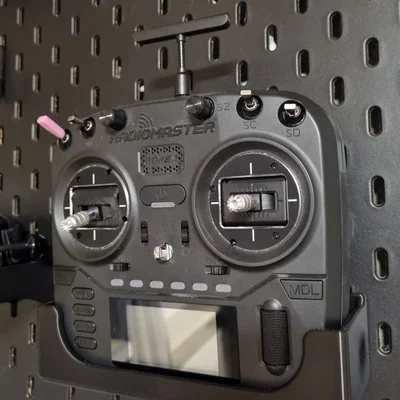 Giá treo Radiomaster Boxer cho Ikea Skadis