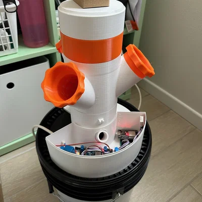 Hộp gắn hông cho Tháp Thủy Canh Modular Hydroponic Tower