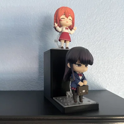 Stand trưng bày Nendoroid kèm ngăn chứa đồ