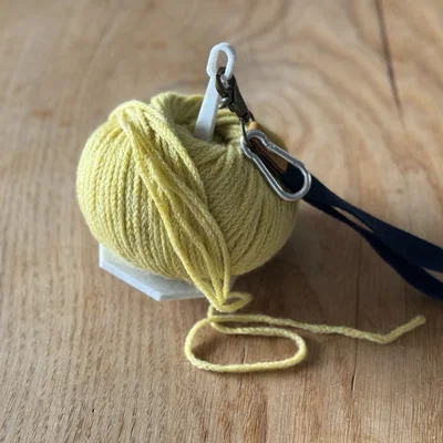 Bộ giữ len/yarn xoay đeo cổ tay & Yarn Holder (Twisting Wool minder)