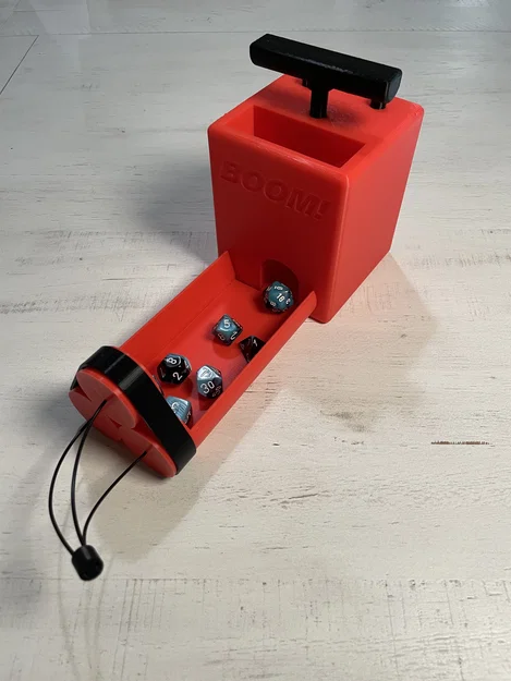 Tháp Xúc Xắc Thuốc Nổ & Kíp Nổ Có Plunger Hoạt Động (Dice Tower) - Image 1