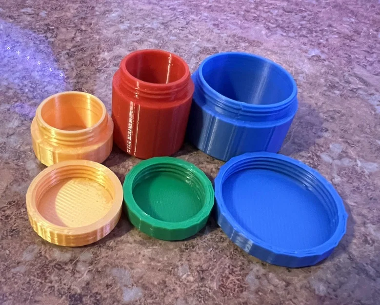 Hộp tròn có nắp vặn ren (Round Containers with screw-on lid) - Image 1