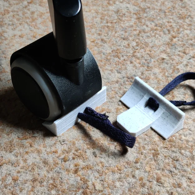 Chặn bánh ghế văn phòng (IKEA Markus) - Image 1