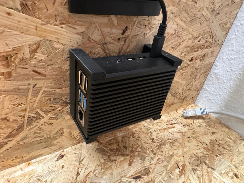 Giá đỡ Geekworm P173 Raspberry Pi4 Case Halter - Image 1