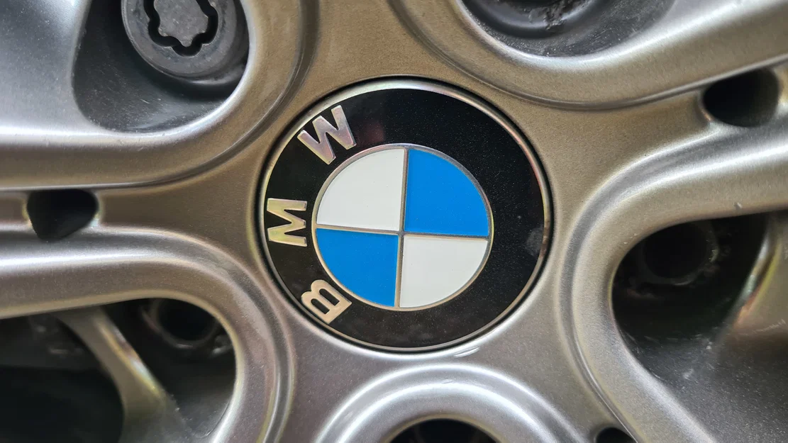 Nắp chụp tâm mâm 57mm (BMW + ...) - Image 2