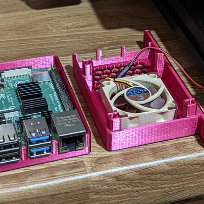 Case Raspberry Pi 4 gắn lên Prusa/Ender (Mountable Raspberry Pi 4 Case)