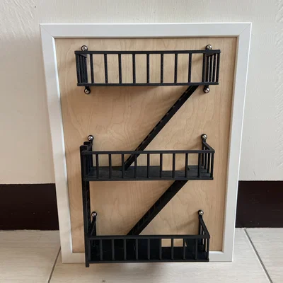 Kệ Fire Escape