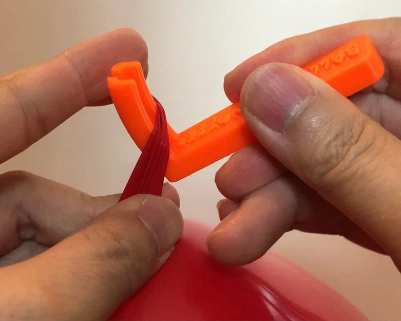 Ballon Knotter v2 – Dụng cụ buộc bóng bay (có tay cầm) - Image 1