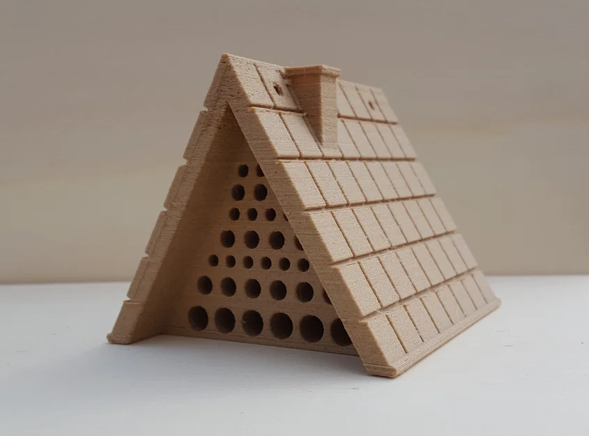 Khách sạn côn trùng dễ thương - Image 1