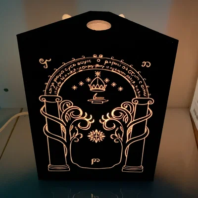 Đèn ngủ LOTR Doors of Durin (Moria) cao 8in, có liner & lỗ thoát sáng