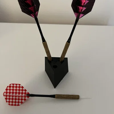 Thiết kế giá đỡ Dart Stand Holder