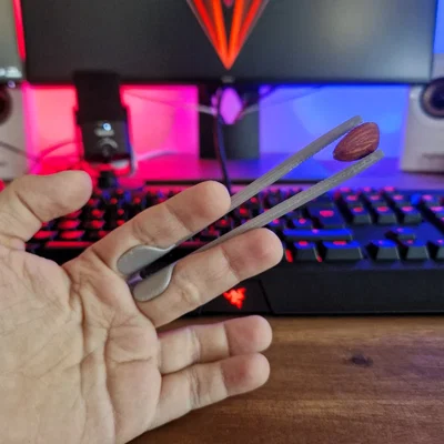 Snack Gripper - Kẹp gắp snack ergonomic (tongs/sticks)