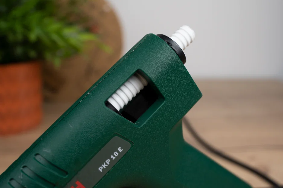 Que Keo Súng Bắn Keo Có Gân (Ribbed Glue Gun Sticks) - Image 2