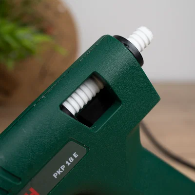 Que Keo Súng Bắn Keo Có Gân (Ribbed Glue Gun Sticks)