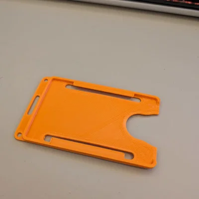 Mẫu khay đựng thẻ đeo 3D (Card holder) có lỗ xỏ dây bền bỉ