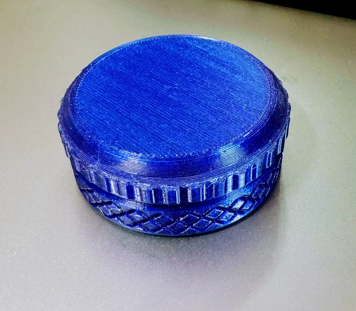 Hộp đựng thuốc cầm tay 3 ngăn nhỏ gọn in 3D tiện lợi - Image 2