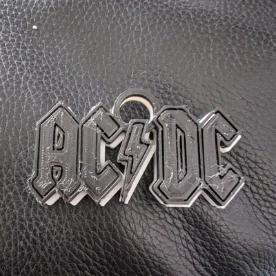 Móc khóa logo AC/DC in 3D - Phụ kiện dành cho fan nhạc Rock