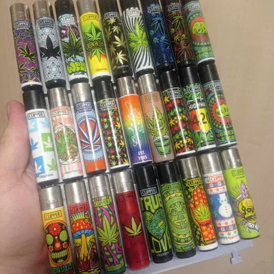 Khay treo tường đựng 9 bật lửa Clipper (Clipper holder) in 3D