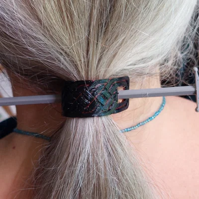 Kẹp tóc nút thắt Celtic (Celtic knot hair clip)