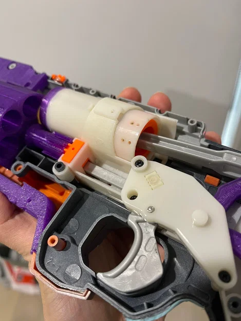 Búa Nerf Hammershot vẽ lại: extended draw và hammer face - Image 2