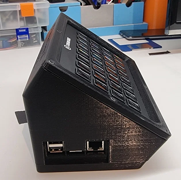 Case in 3D cho Stream Deck XL tích hợp Raspberry Pi 4 tiện lợi - Image 2