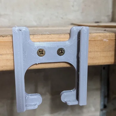 Giá treo pin Ryobi 36V/40V gắn kệ - Giải pháp lưu trữ pin thông minh