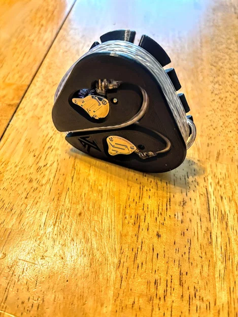 Hộp đựng KZ ZS10 In Ear Monitor - NEW CORD WRAP - Image 1