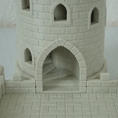 Gotik Dice Tower (Tháp Đổ Xúc Xắc Gotik)