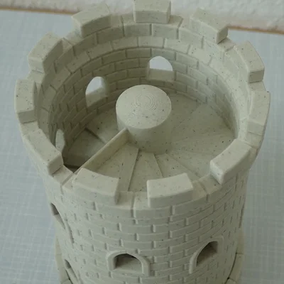 Gotik Dice Tower (Tháp Đổ Xúc Xắc Gotik)
