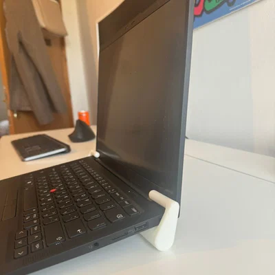 Chân đế laptop 3D đơn giản, nhỏ gọn giúp tản nhiệt hiệu quả