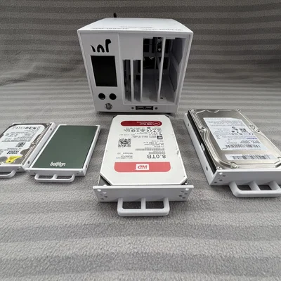 NASsie - NAS gia đình từ Raspberry Pi chạy OMV 6 (vỏ in 3D)