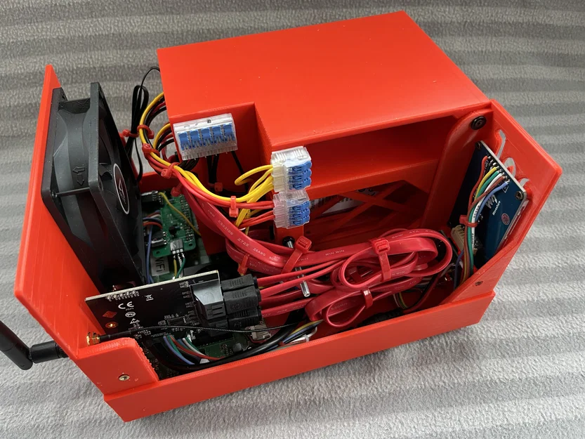 NASsie - NAS gia đình từ Raspberry Pi chạy OMV 6 (vỏ in 3D) - Image 4