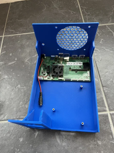 NASsie - NAS gia đình từ Raspberry Pi chạy OMV 6 (vỏ in 3D) - Image 5