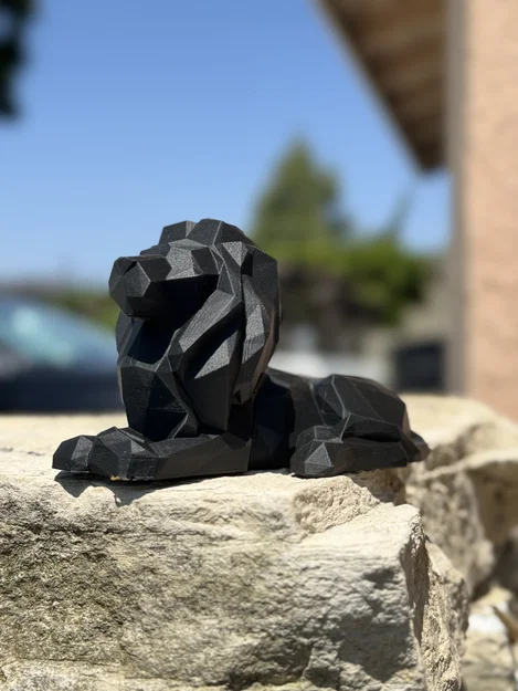 Sư Tử Low-Poly (Low-Poly Lion) - Image 1