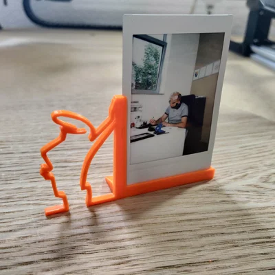Giá đỡ ảnh nghệ thuật La Linea Photo Holder V3 in 3D cực chất